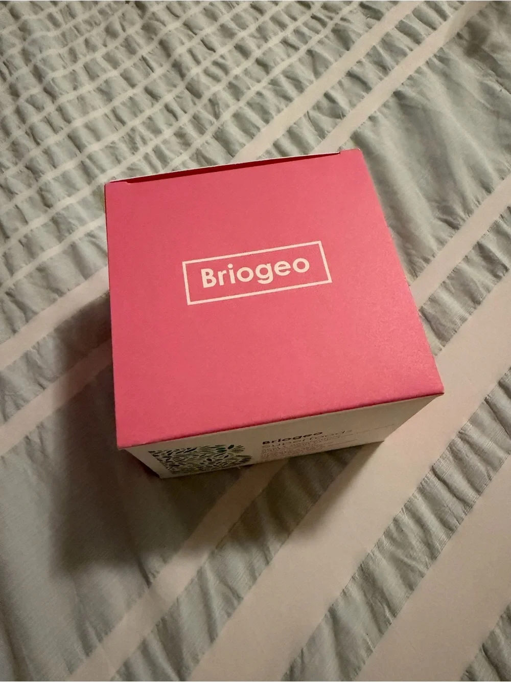 Briogeo Superfoods Lightweight Hydration Hair Mask - White & Green Box